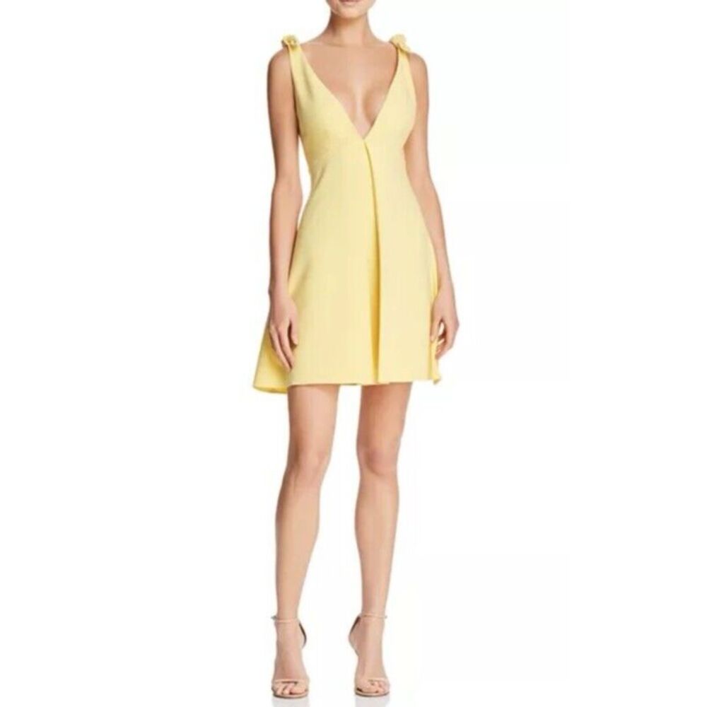 LiKELY NWT Darien Pleated A-line Dress‎ Snapdragon Yellow Size 8  YD684001LY9